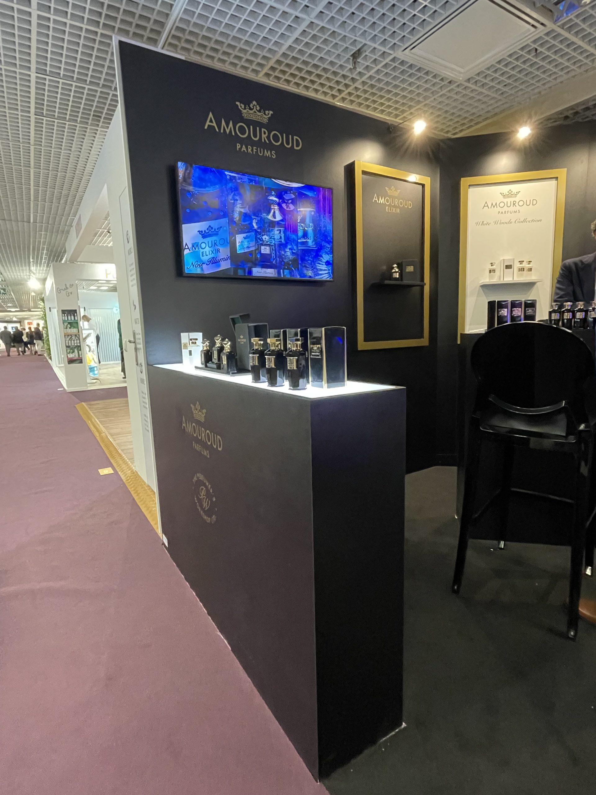 Merchandising Stand Perfumer's Workshop TFWA Cannes 2022