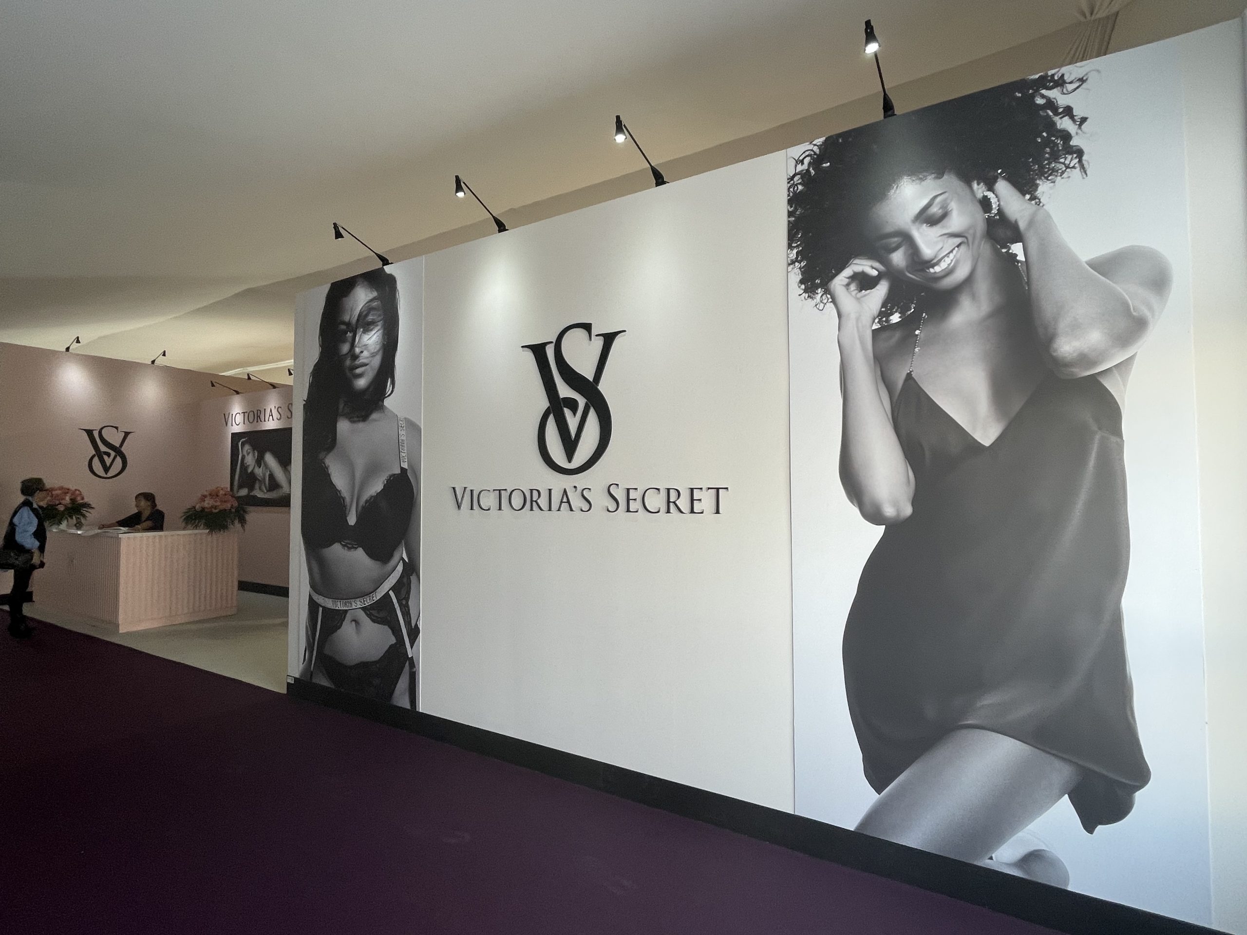 Stand Victoria Secret TFWA Cannes 2022