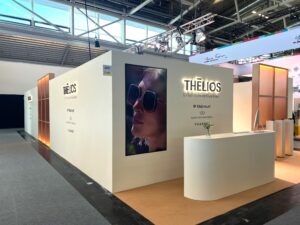 Opti Munich Thélios stand sur mesure réalisé par Them's Concept vu de face