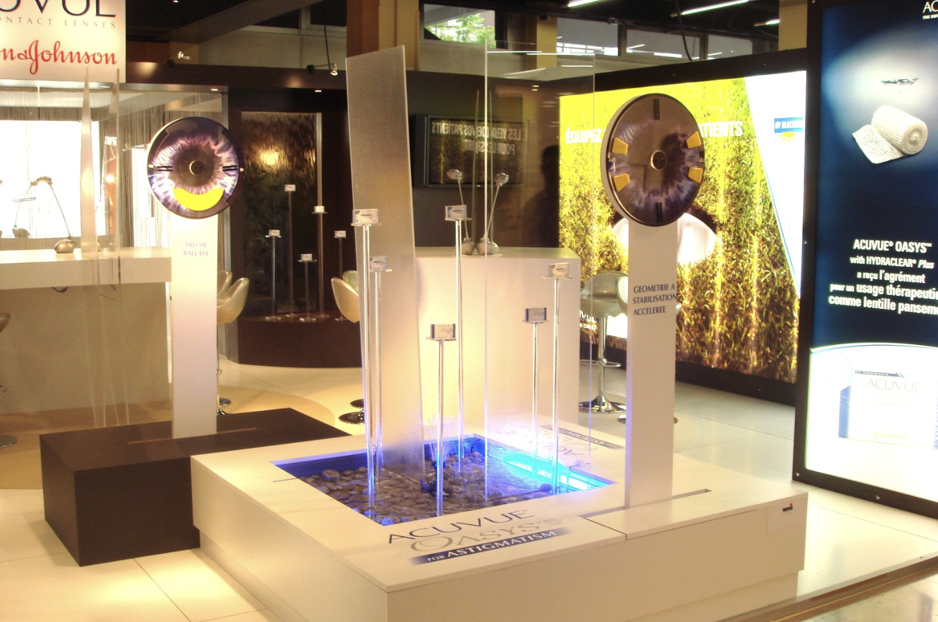 Acuvu stand sur mesure realisation Thems Concept